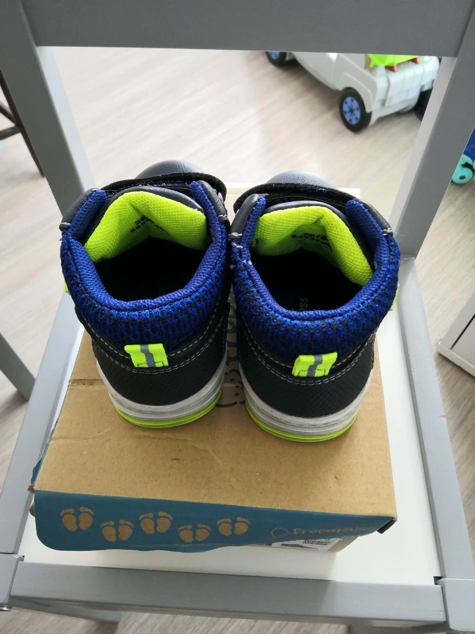 Marineblauwe sneakers voor jongens, klittenbandsluiting, maat 20, Freemouss – photo 2